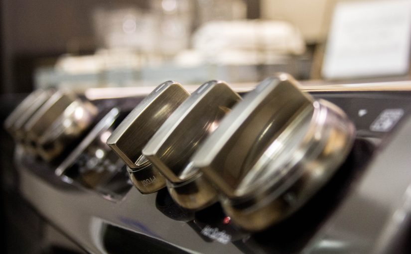 Co jednak zdziałać kiedy lodówka przestanie schładzać, a z pralki rozpoczyna wypływać woda?