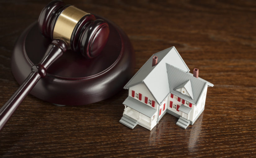 Wiele sytuacji życiowych będzie wymagać pomocy prawnika.