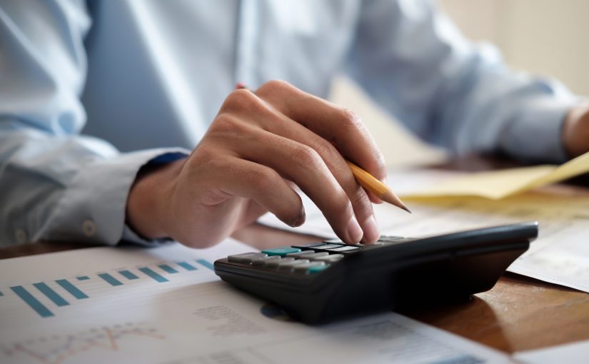 Konsultacje skarbowe oraz finanse – W jaki sposób skutecznie zarządzać obowiązkami podatkowymi?